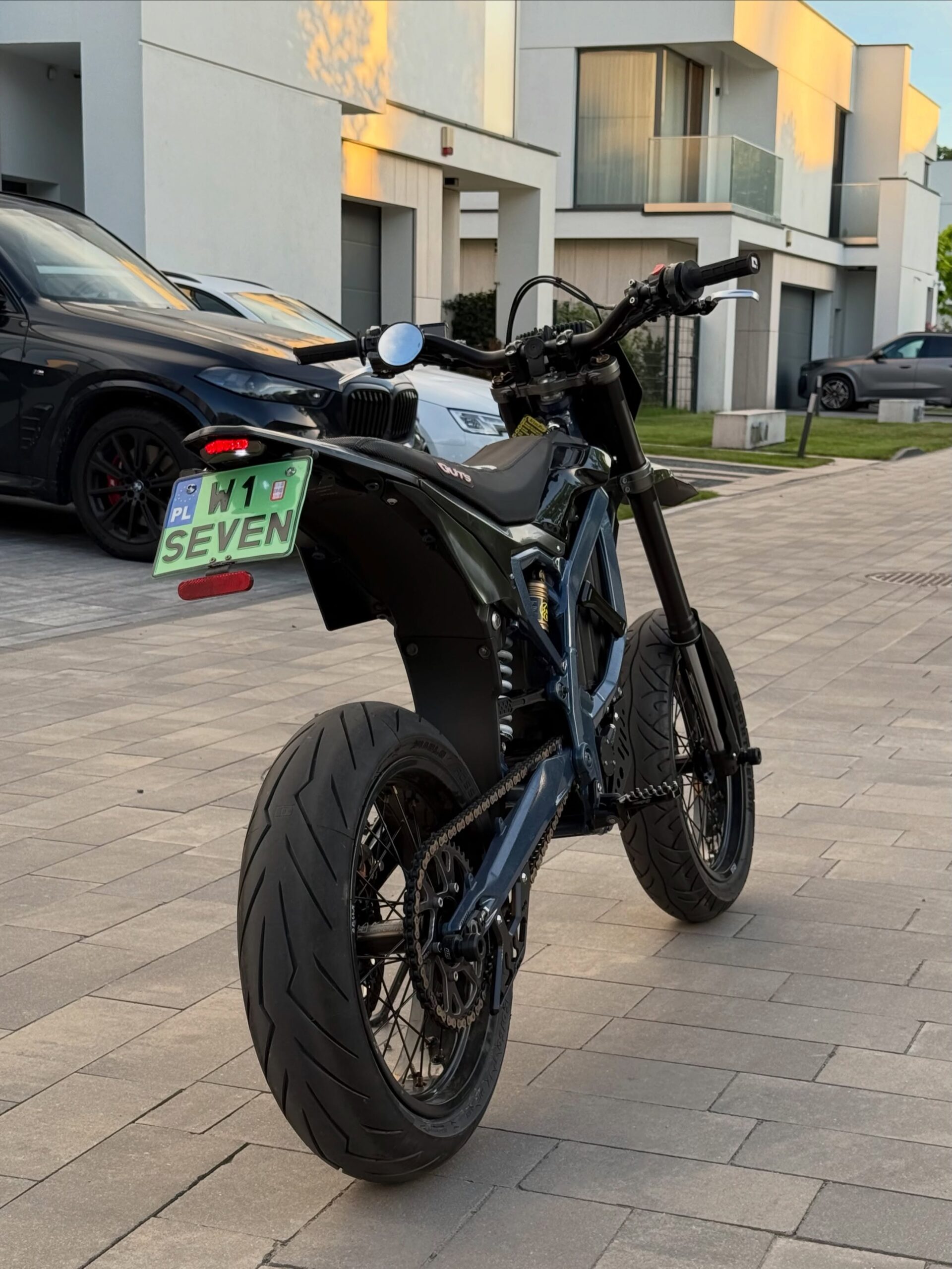 Elektryczny motocykl terenowy SevenRent